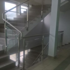 Eurochrom konstrukcje stalowe balustrady daszki realizacje