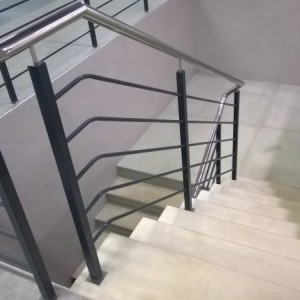 Eurochrom konstrukcje stalowe balustrady daszki realizacje