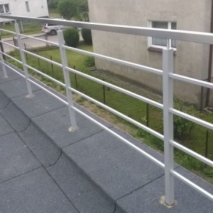 Eurochrom konstrukcje stalowe balustrady daszki realizacje