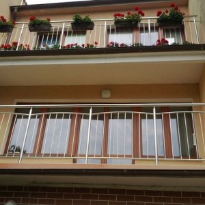 Eurochrom konstrukcje stalowe balustrady daszki realizacje